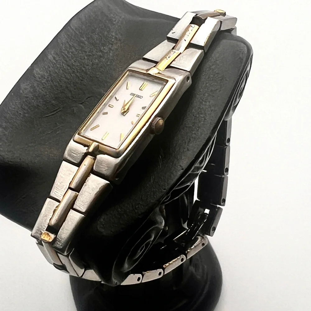 Vintage Seiko Two-Tone Skinny Rectangular Womens Watch New Battery - Picture 11 of 12